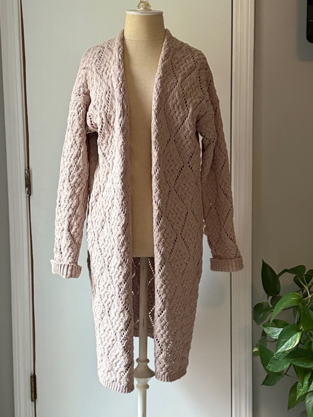 moon & madison Open-Front Cable Knit Long Cardigan - Beige ish color